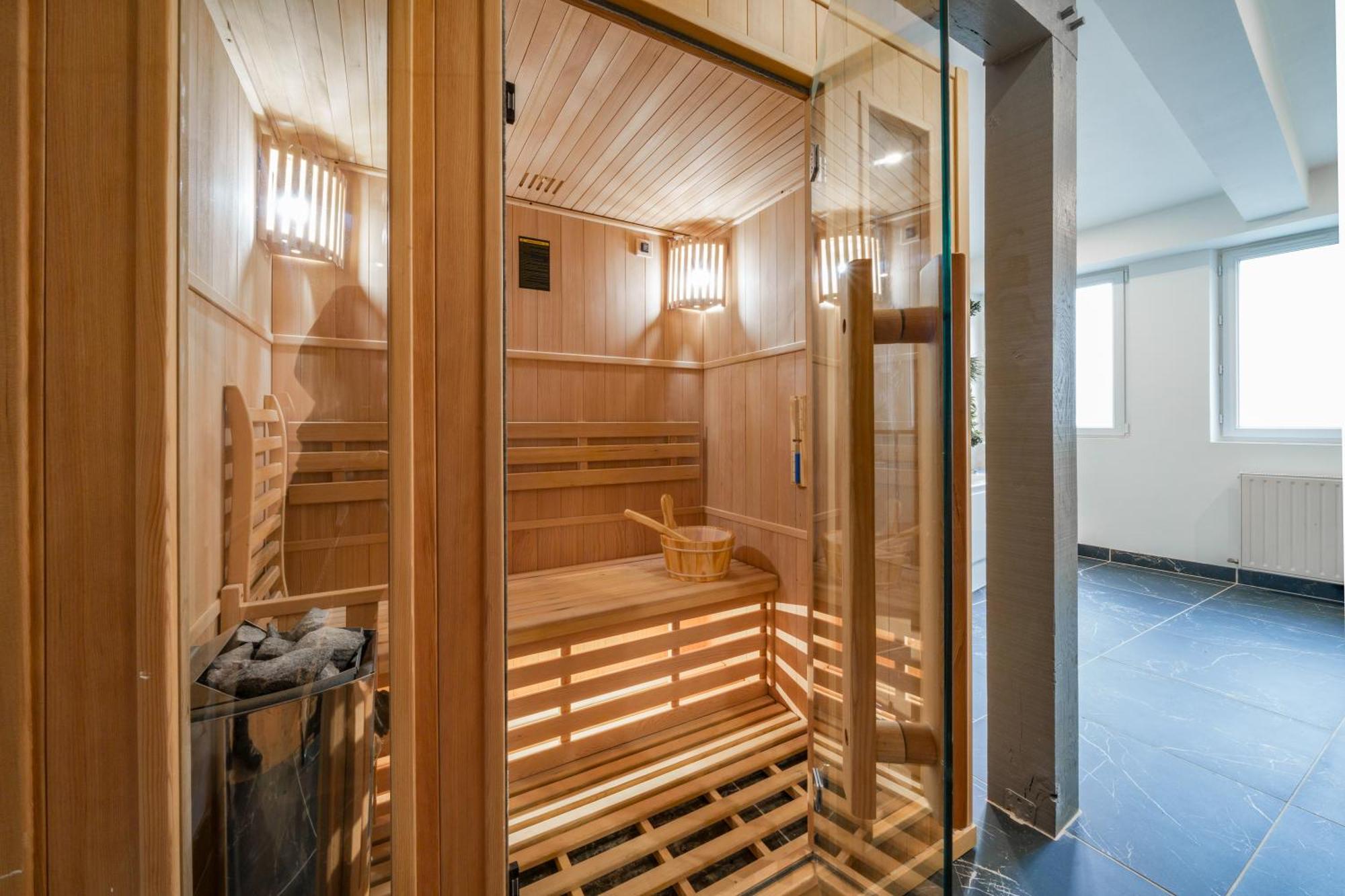 L'Evasion Amboise, Sauna Jacuzzi Exterior foto